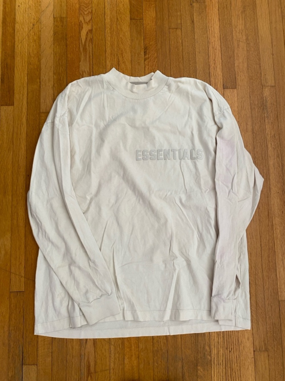 Fear of God ESSENTIALS Long Sleeve Crewneck - White